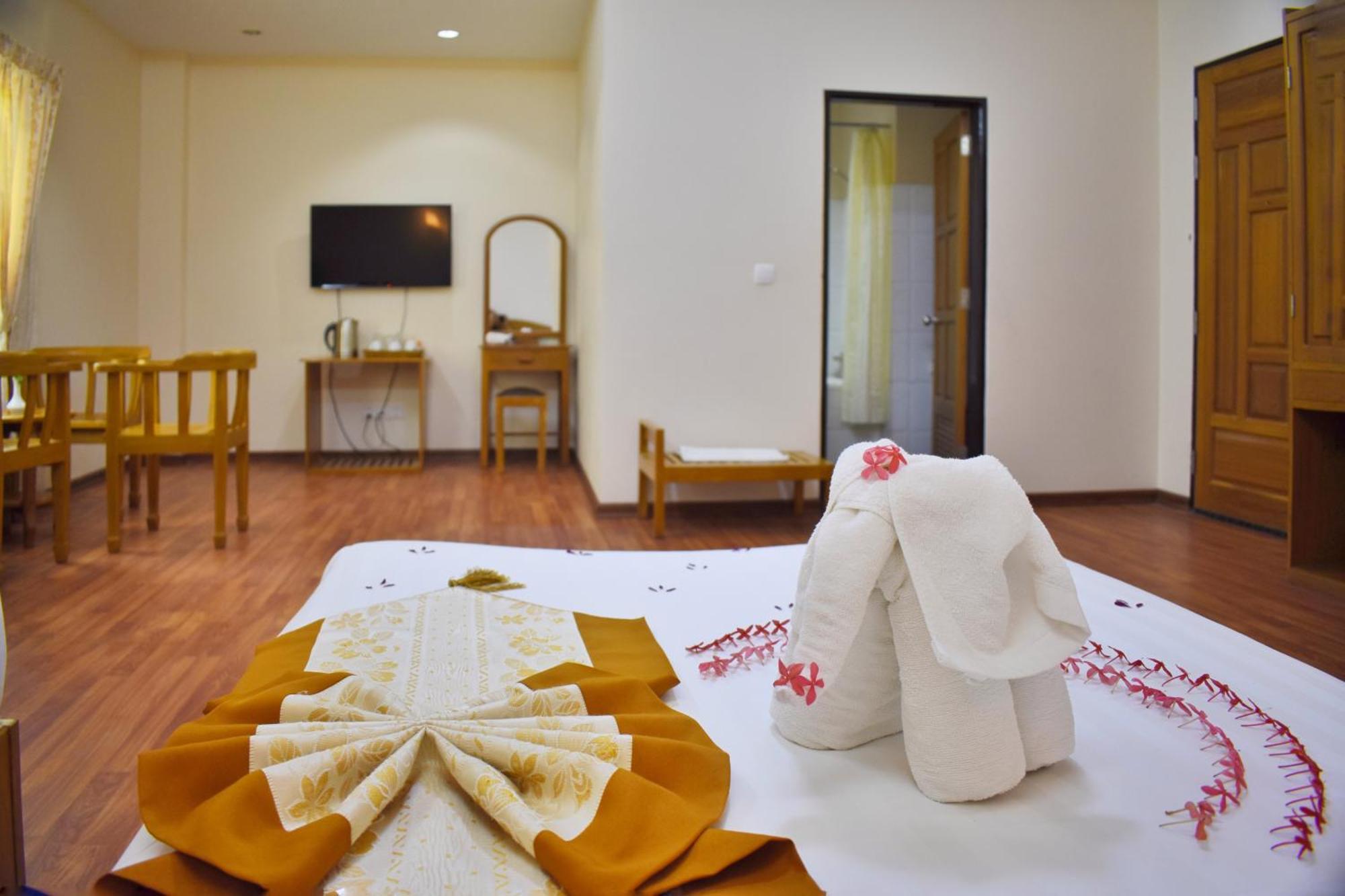Shwe Poe Eain Hotel New Bagan 外观 照片
