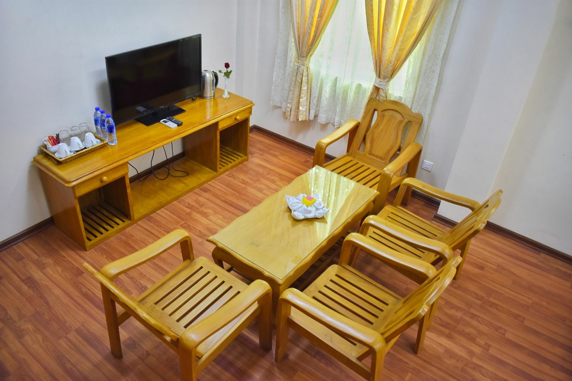 Shwe Poe Eain Hotel New Bagan 外观 照片